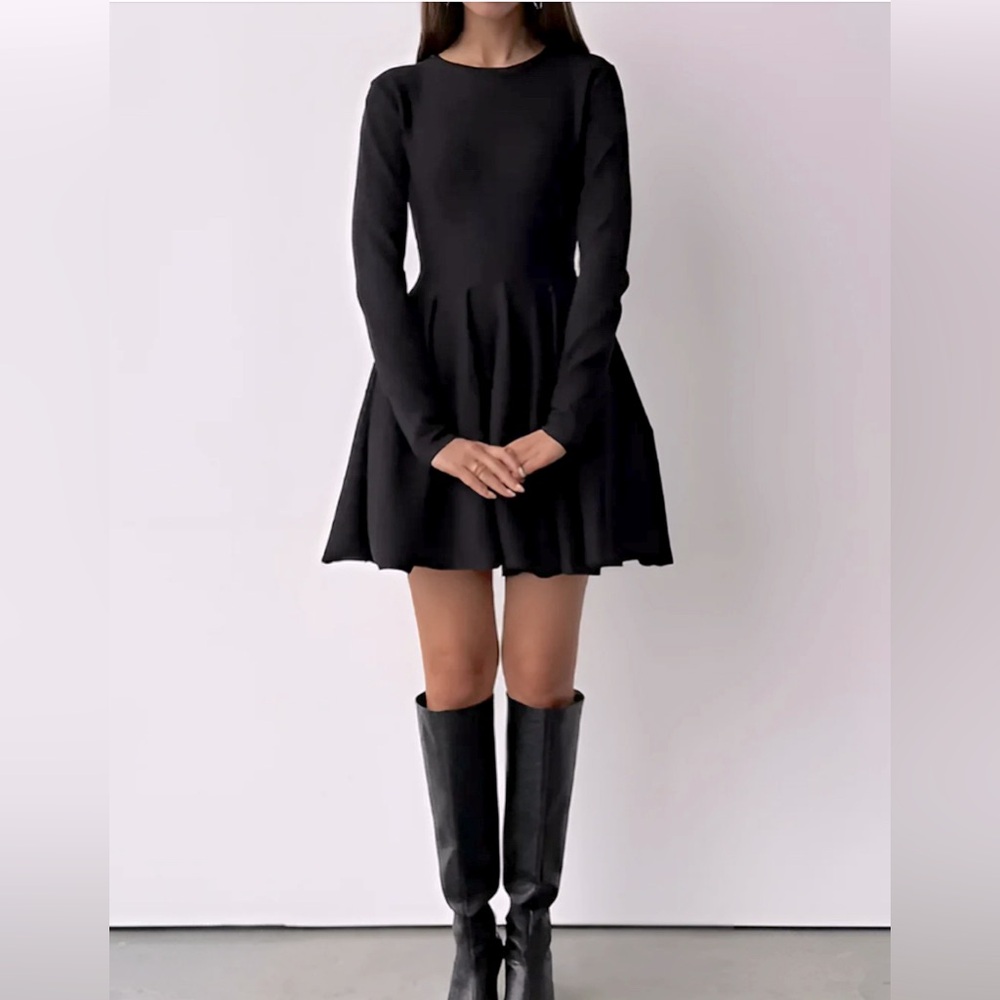 Plain Pleated Sweater Short Dress